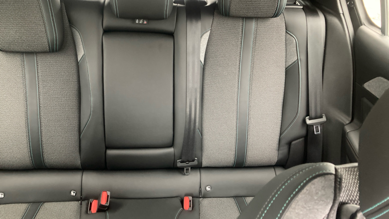 Peugeot 308 1.2 PureTech Allure Premium 5dr EAT8 Petrol Hatchback